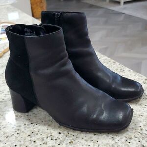 MGD Hope Black, leather and corduroy ankle boots with a stacked heel size 7W